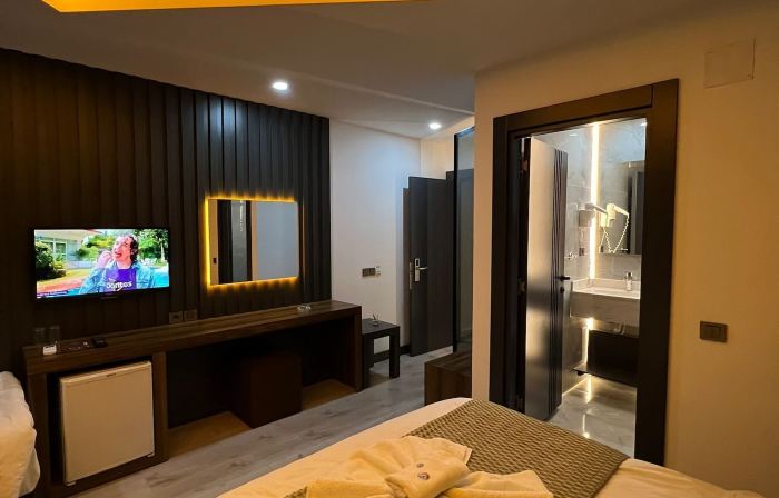Grand Ezel Hotel