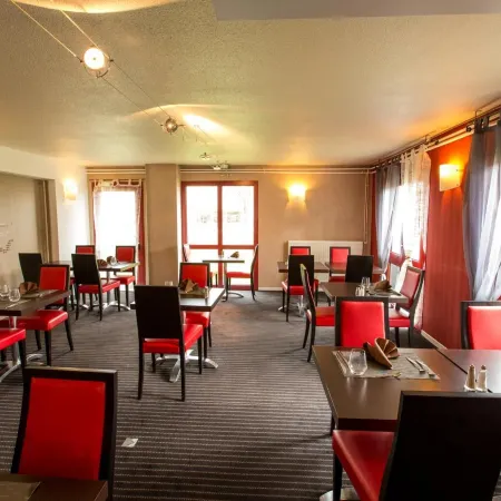 Hôtel Inn Design & Restaurant Sedan