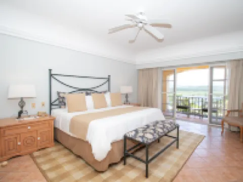 Grand Isla Navidad Golf & Spa Resort with Marina Hoteles en Cihuatlán