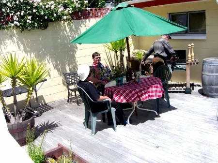 Beachside Sunnyvale Motel Отели в г. Пайнс