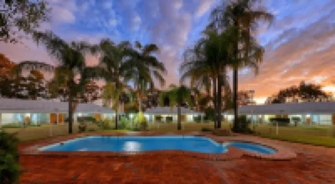 金吉拉大西部汽車旅館 欽奇利亞酒店