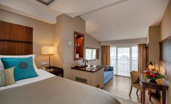 Marti Resort Deluxe Hotel