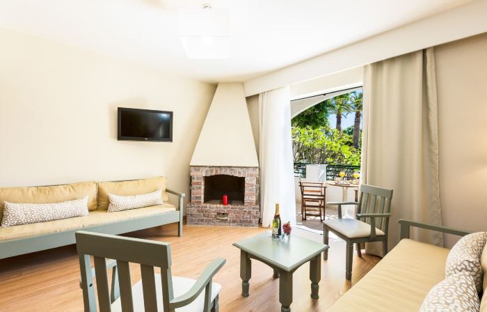 Trefon Hotel Apartments and Family Suites