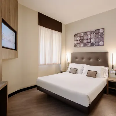 Hotel Mentana, by R Collection Hotels Hotel dekat Stasiun Kereta Bawah Tanah Sant' Ambrogio