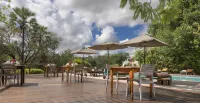 Sedia Hotel - Pools
