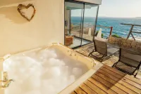 Mandalina Suites - Bathtub