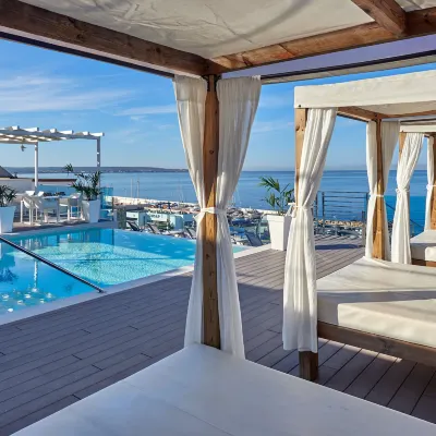 BQ Aguamarina Boutique Hotel Hotels near El Corte Ingles