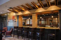 DoubleTree Suites by Hilton Mt. Laurel - bar