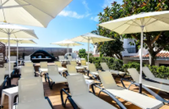 Aparthotel Nelva Resort