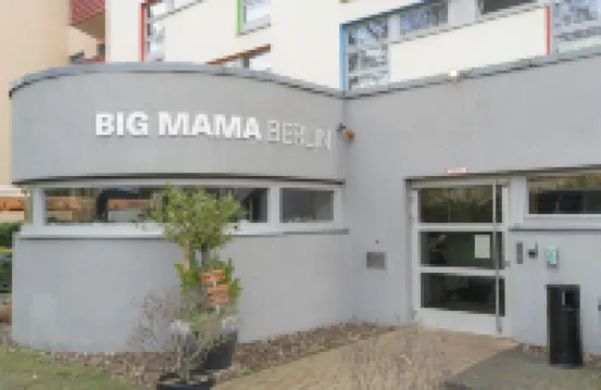 BIG MAMA Berlin Hôtels à proximité de : Stadium Wittenau