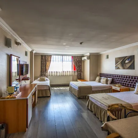 Kozan City Hotel