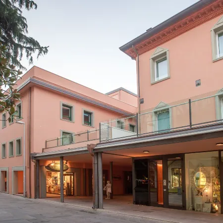 Metropol Ceccarini Suite - Luxury Apartments