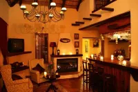 Monchique Boutique Guest House Hotels in West Rand