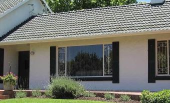 The Pecan Tree Guesthouse