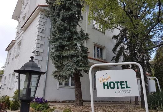 클래식 호텔 부다페스트 침실 내부 이미지