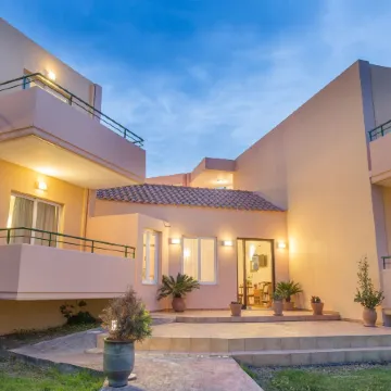 Alonia Hotel Apartments