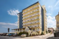 Howard Johnson Plaza by Wyndham Ocean City Oceanfront Hotels in Ocean City