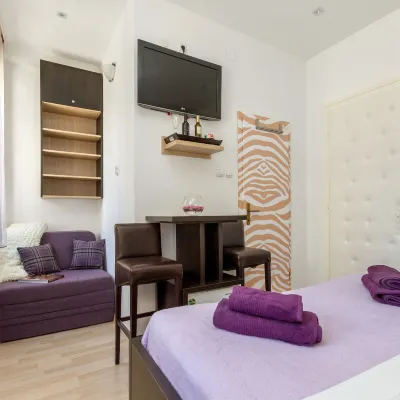 Apartments Aspalathos Hotels near Old Split