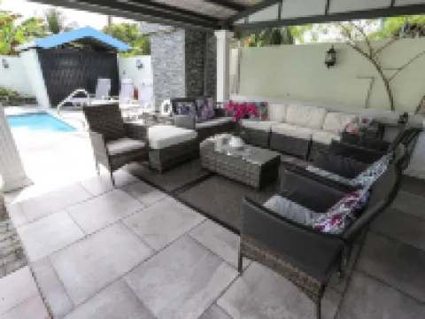 Airport Inn Hotels in Piarco