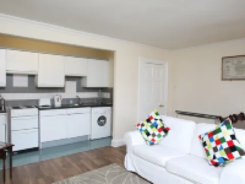 Number 52 Charlotte Street