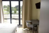 Le Grand Hotel Hotels in Maubeuge