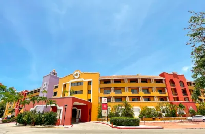 Adhara Hacienda Cancun Hotels near Vidanta Riviera