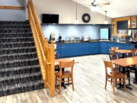 AmericInn by Wyndham Ames Hotels in Ames