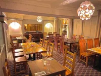 The White Hart Hotel a Sutton Scotney