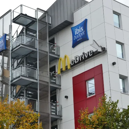 Ibis Budget Paris Porte de Vanves Отели в г. Ванв