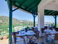 Erivolos Studios & Apartments Hotels in Mades