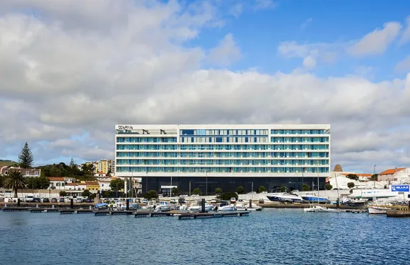 亞速爾酒店 - 奧克坦朋達德加達