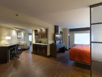 Holiday Inn Express & Suites SAN ANTONIO MEDICAL-SIX FLAGS by IHG Hotels near Northwest San Antonio