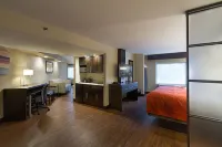 Holiday Inn Express & Suites SAN ANTONIO MEDICAL-SIX FLAGS by IHG