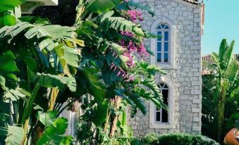 Manastir Alacati Hotel