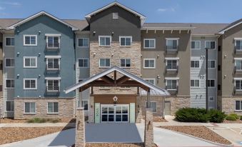 Soka Suites Dallas - Las Colinas