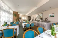 亞德蘭希貝尼克飯店 - 早餐