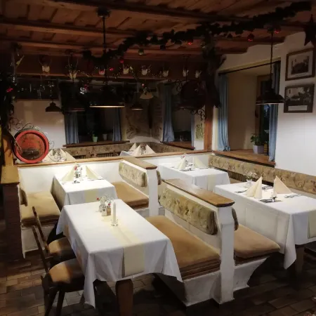 Gasthof Pflamminger Отели в г. Бренберг