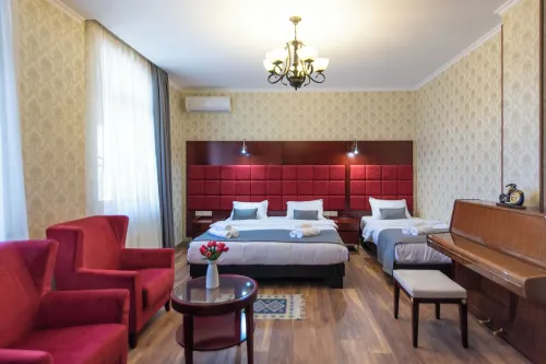Kraveli Hotel - 3 étoiles