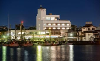 Hotel Shin Makomo