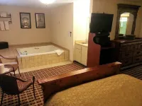 Quality Inn & Suites - Hot Tub