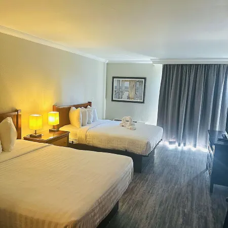 Aqua Beach Inn