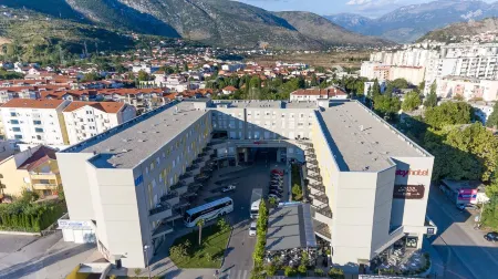 City Hotel Mostar Отели в г. Мостар