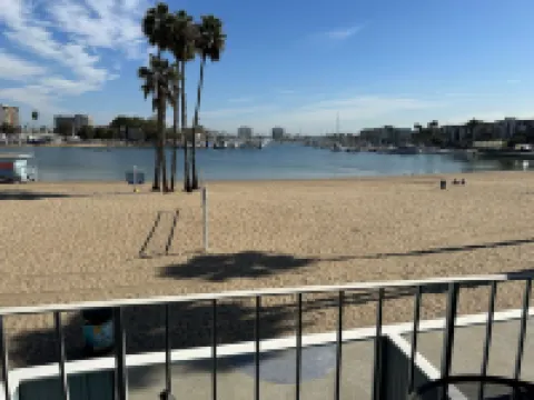 Foghorn Harbor Inn Hotels in Marina del Rey