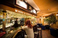 Chenal Hotel Hotels in Beauvais