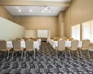 Rodeway Inn & Suites Milwaukee Airport