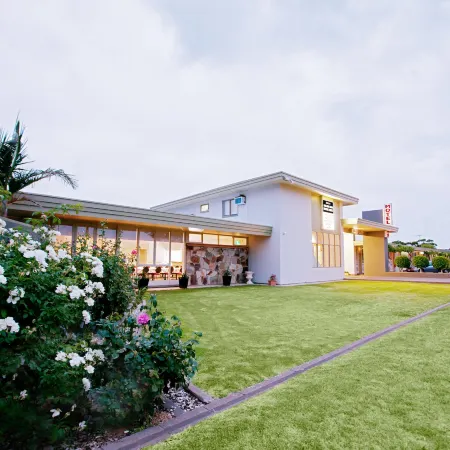 Adelaide Road Motor Lodge