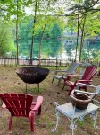 Clear Pond Penthouse, Pet friendly beach front property in Plymouth!