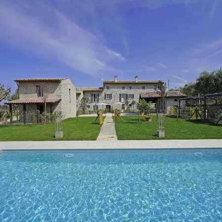 Dogoli Country Apartments