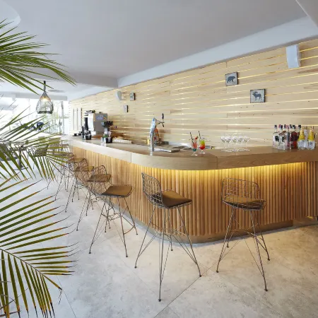 Lalila Blue Suites