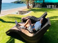 แบดแลดซ์ บีชแอนด์ไดฟ์รีสอร์ท โรงแรมใกล้หาดทาบิเน